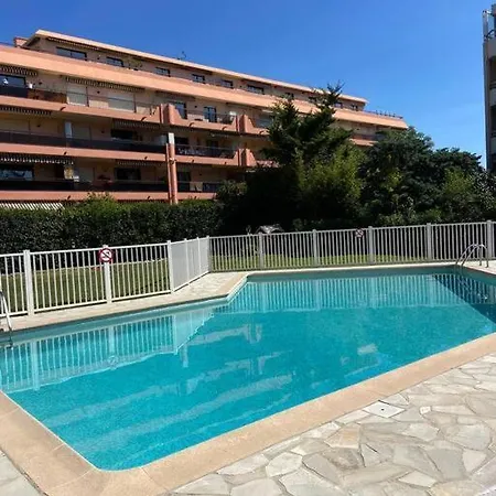 Apartment Pretty Swimming Pool And Sea *